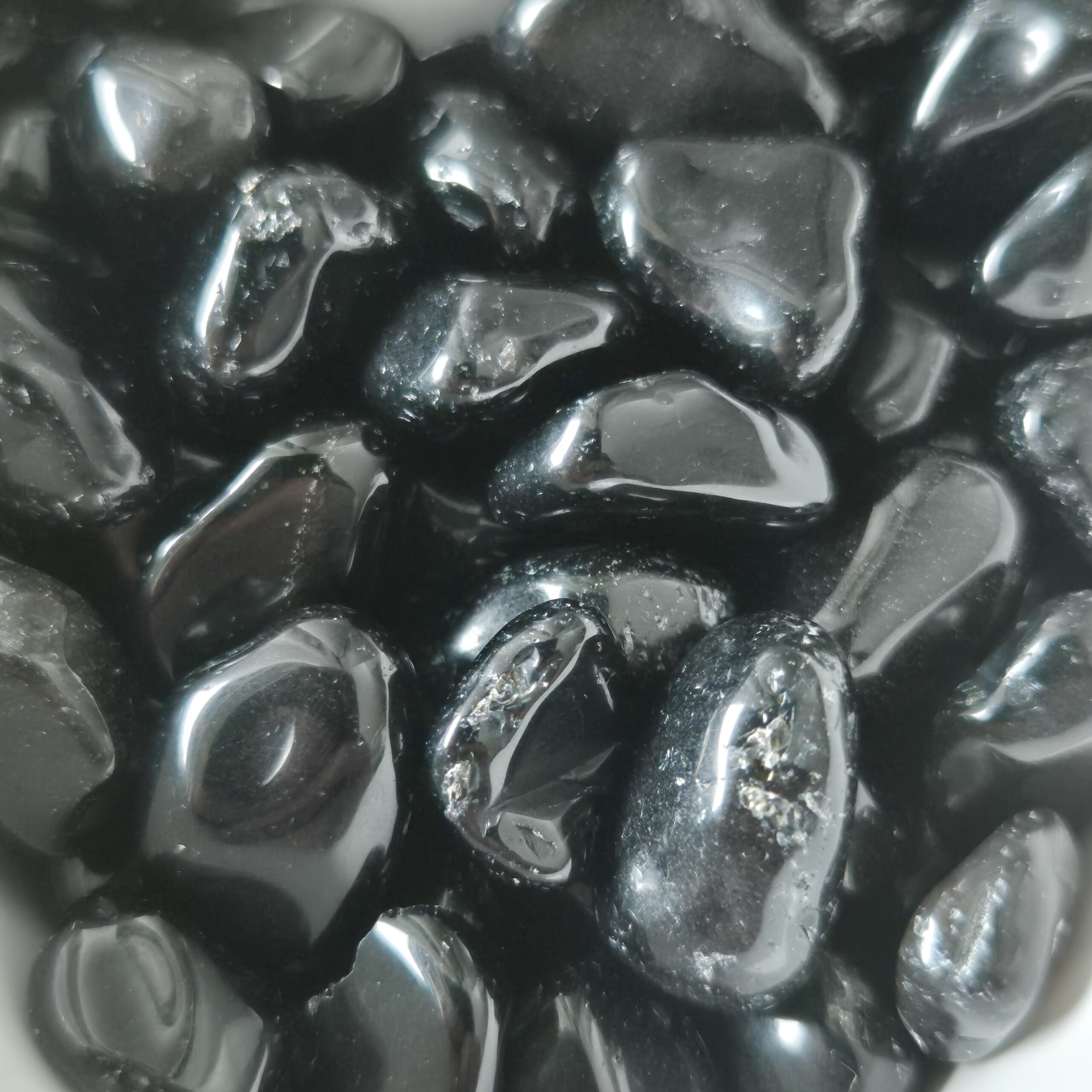 Chips obsidian sølvskinn 1-1.5 cm tilbud
