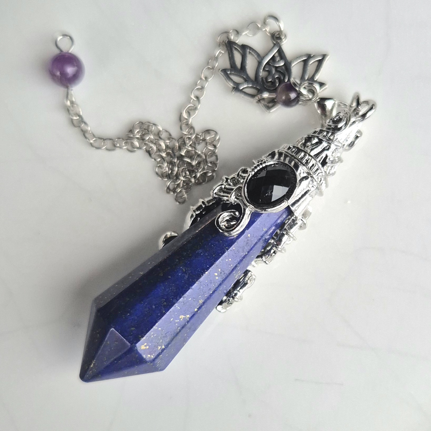 Pendel lotus lapis