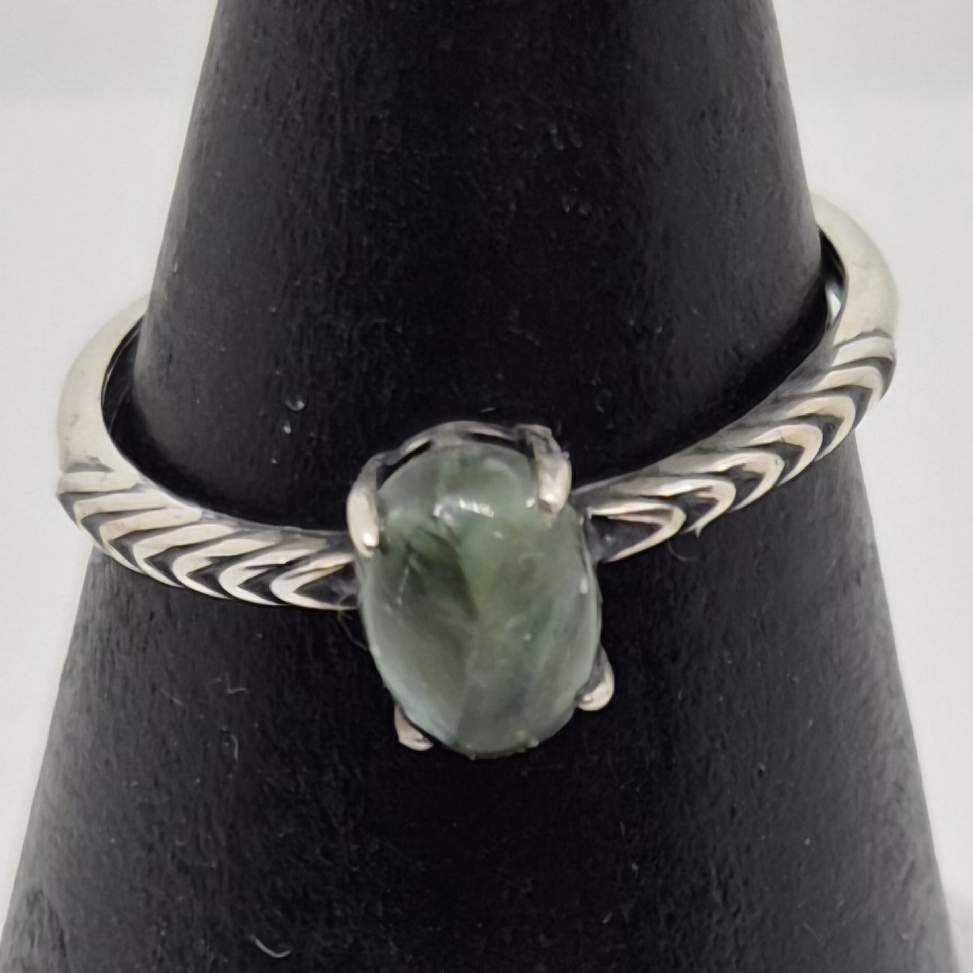 Ring serafinitt 925 sølv 2.4.9