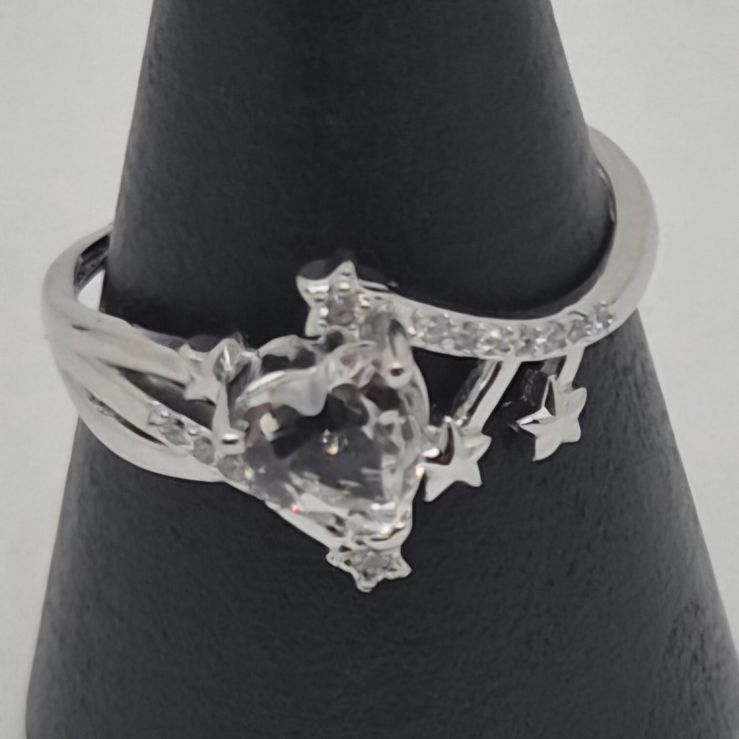 Ring bergkrystall 2.9.6 tilbud