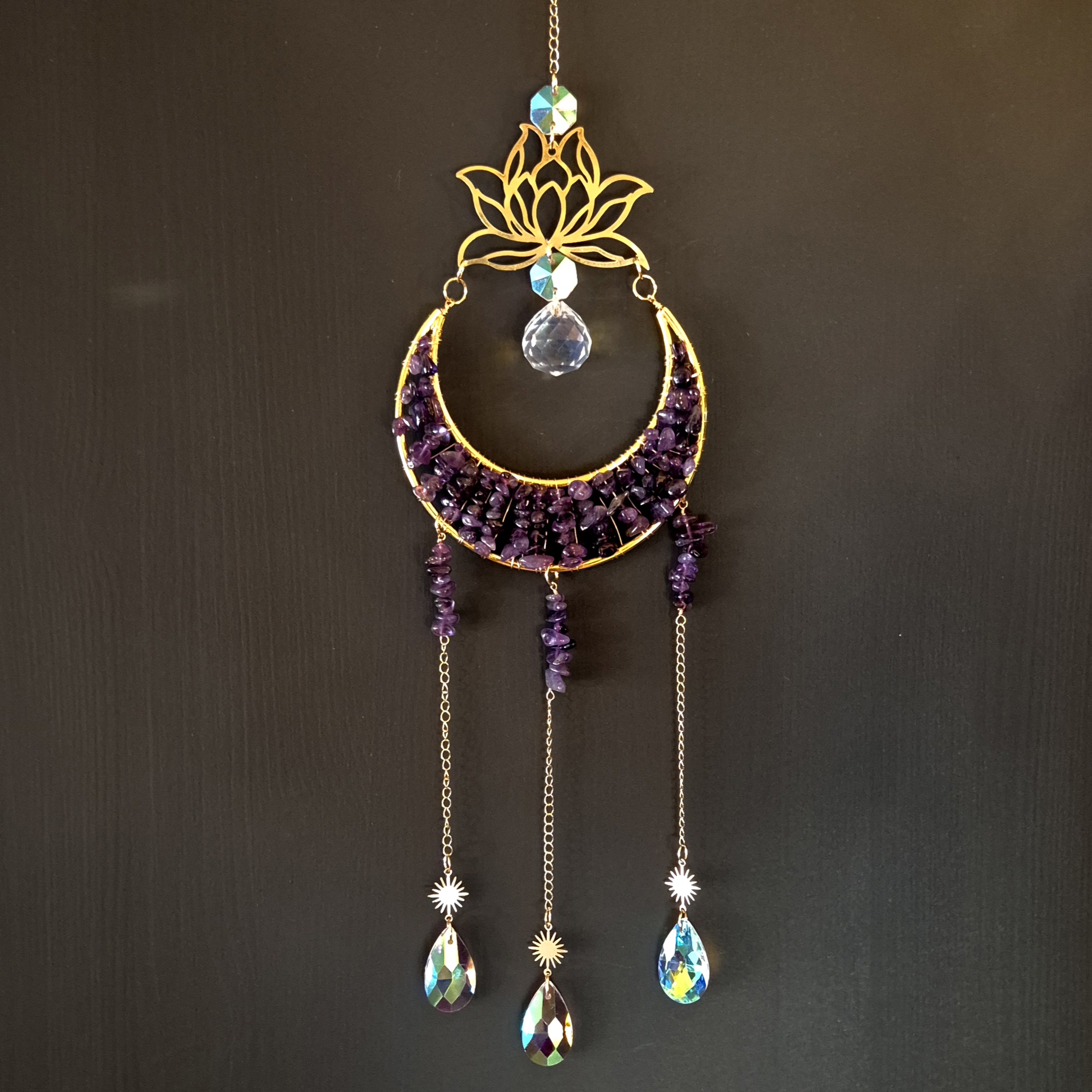 Solfanger (suncatcher) stor måne med lotus gull ametyst nr 5