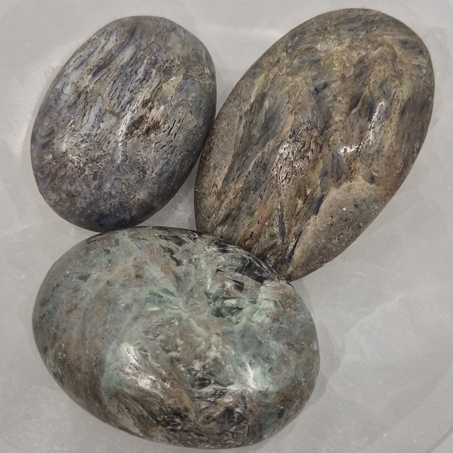 Håndstein (palmstone) kyanitt tilbud